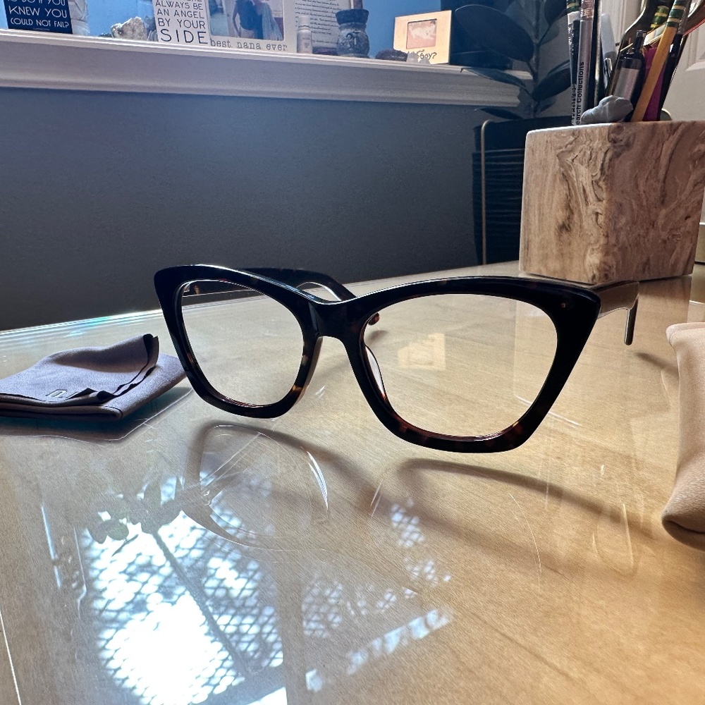 NWT DL Eyewear Rose Glasses / Cateye Frames